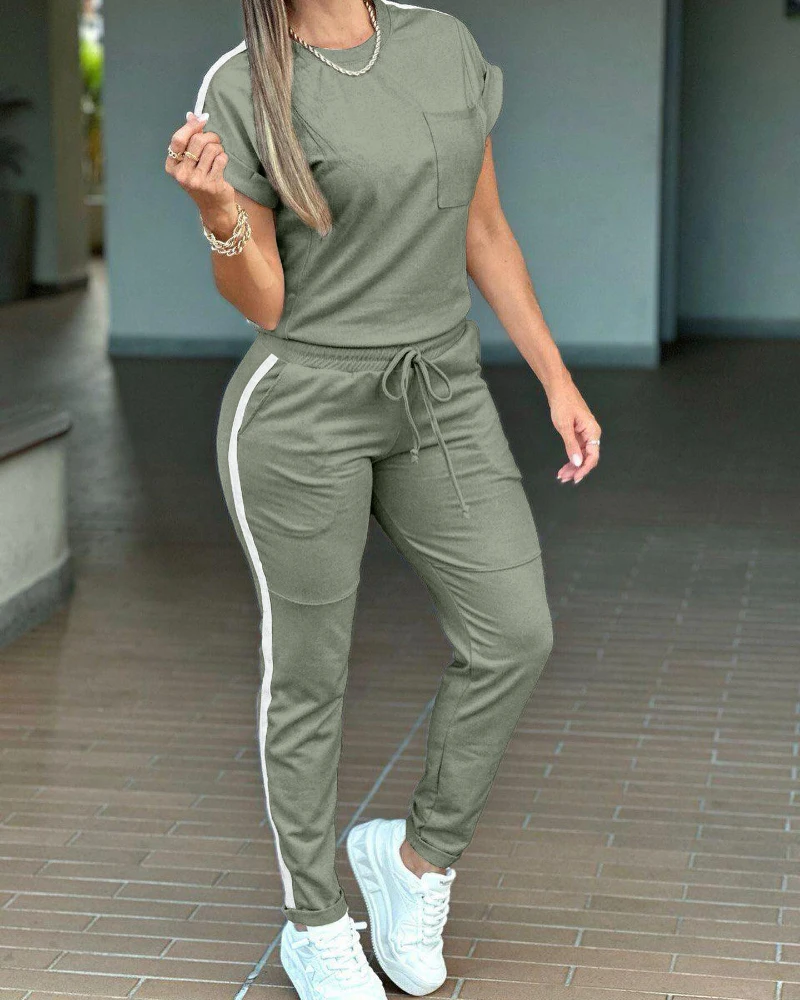 

Two Pieces Outfit Set for Women Contrast Paneled Round Neck Short Sleeve Sweatshirt and Pocket Design Drawstring Pants Set