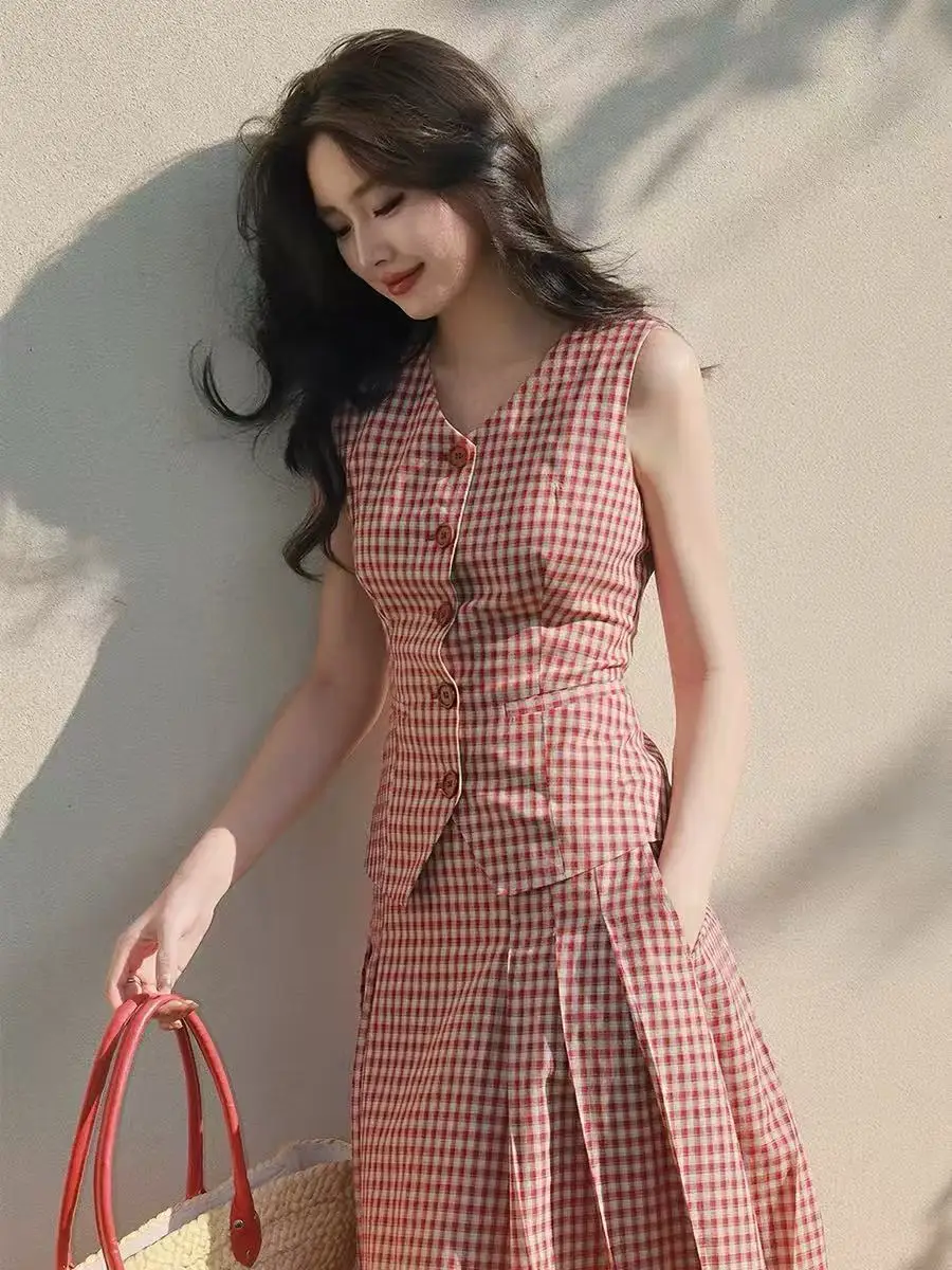 Red Plaid Skirt Set For Women'S Summer Girlish Sleeveless V-Neck Plaid Vest Paired With High Waisted Skirt Two-Piece Set