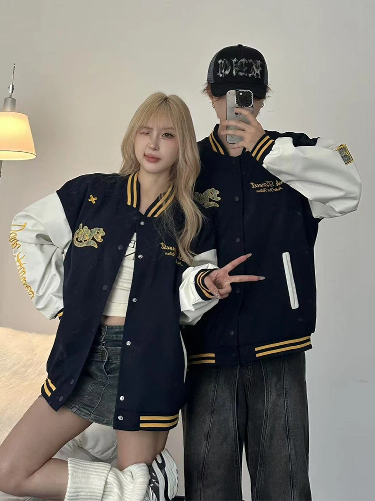 Chaqueta de Béisbol Estilo Americano Hoada para Parejas, Diseño de Bloques de Color con Parches, Prenda Exterior con Insign...