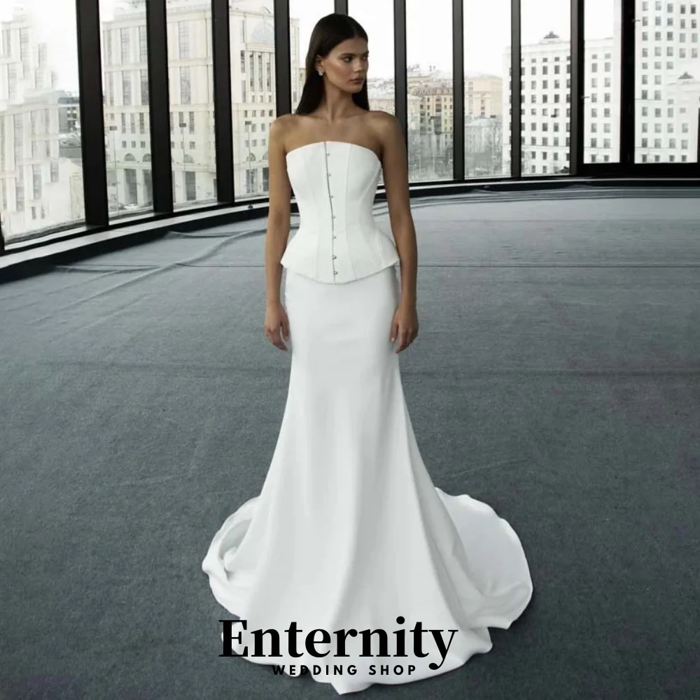 

Customized Charming Sleeveless Lace Up Wedding Dress Exquisite Satin Bridal Gown Strapless Wedding Gown Vestidos De Novia