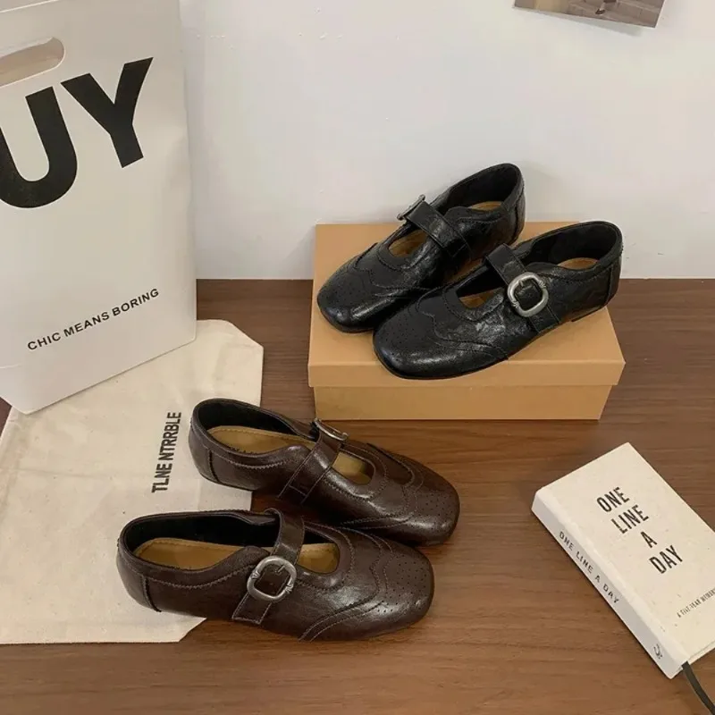 Vintage Women Brogue T-strap Mary Jane Flats Square Toe Buckle Soft Leather Slip on Loafers Casual Office Ladies Dress Shoes