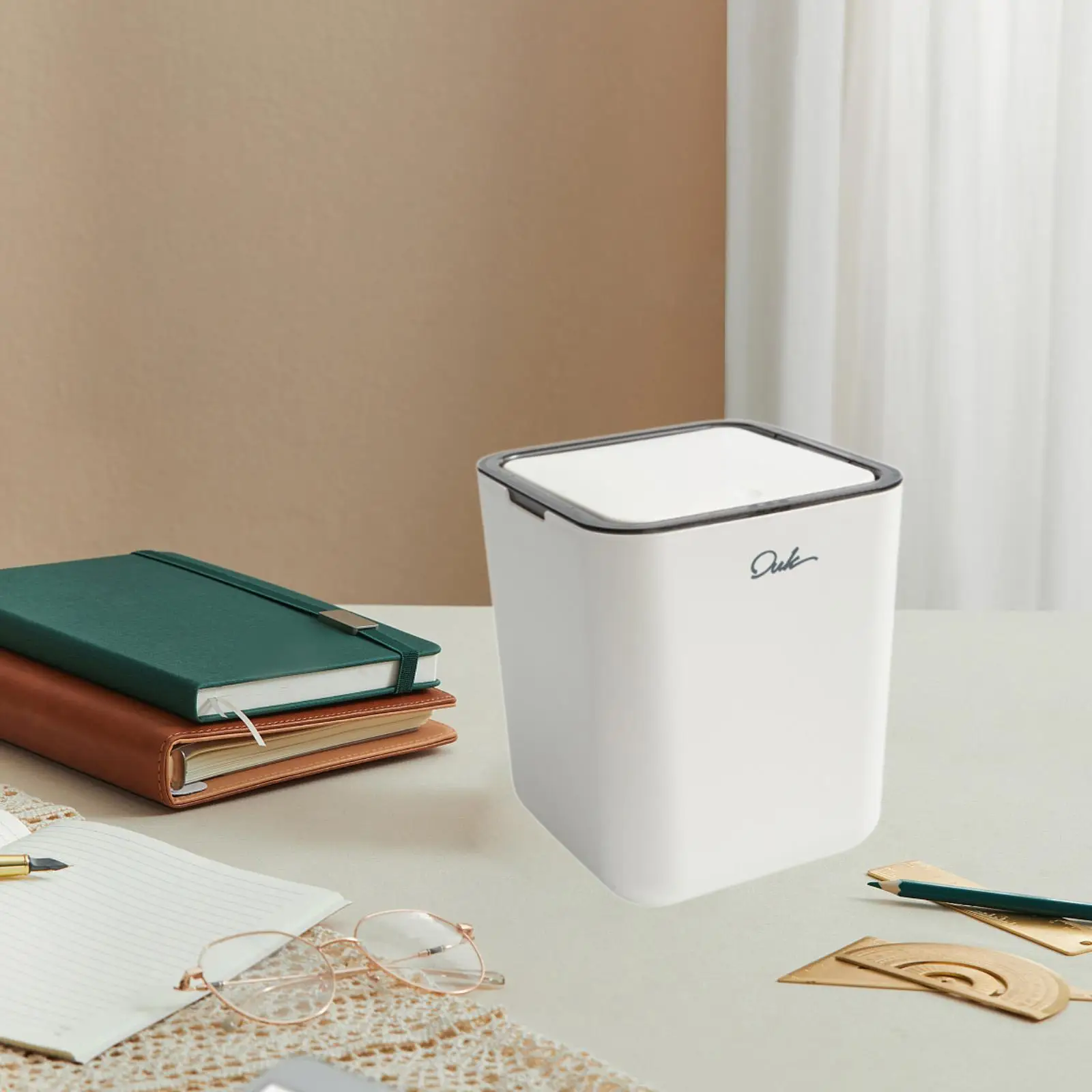 

Mini Desktop Trash Can Rubbish Container Multifunction Dustbin with Lid for