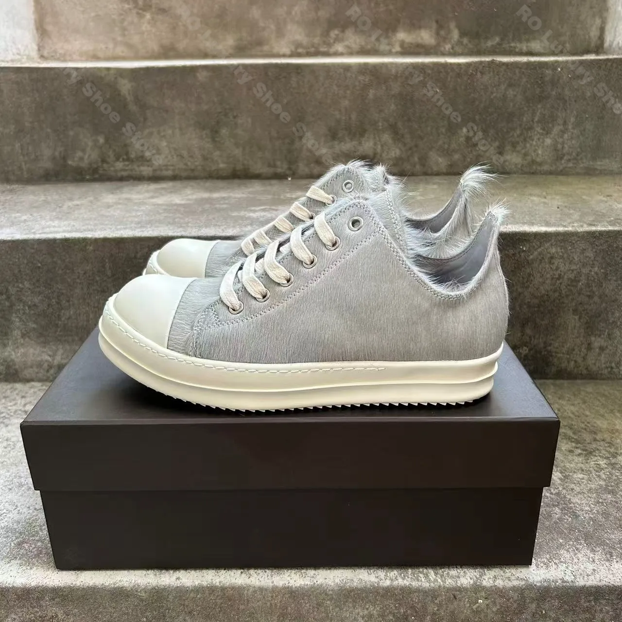 Brand Casual Women Shoe Horsehair Men Sneaker Grey Low Top Lace Up Shoe Designer New Fashion Trainer Platform Leather Flat Shoe