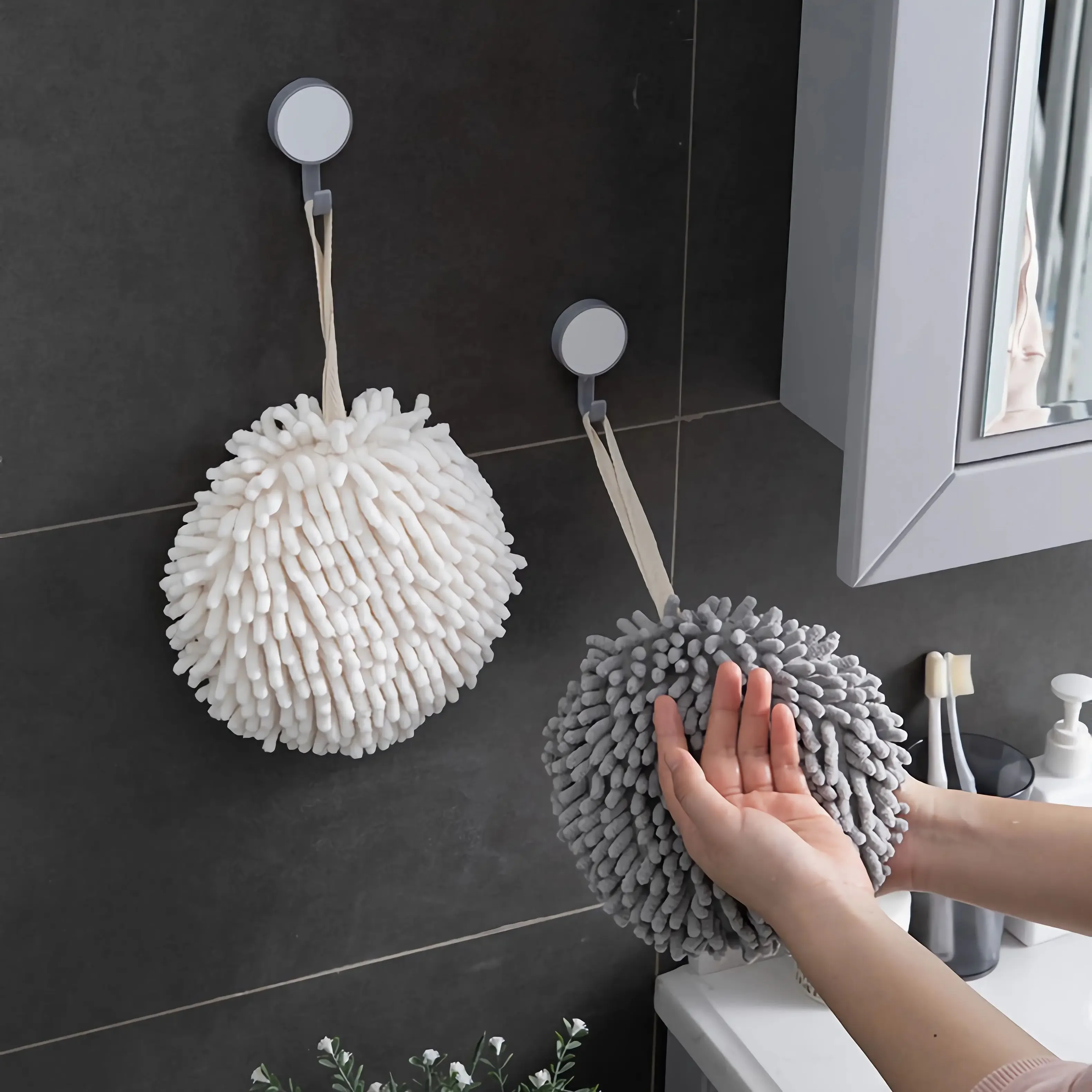 Chenille towel quick drying soft kitchen bathroom hanging ring small towel ball absorbent Microfiber towel