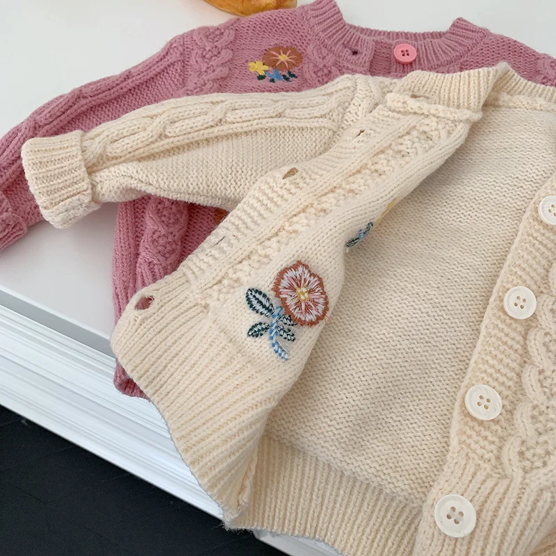 Autumn Toddler Girls Flowers Embroider Cardigan Coat Kids Clothing Spring Baby Girl Printing Twist Knitted Sweater Children Tops