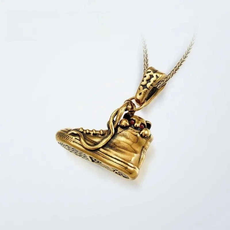 Skateboarding Shoes Small Cat Hip-hop Style Rock Design Gold Color Pendant Unisex Antique Gold Color Trendy Men Necklace Pendant