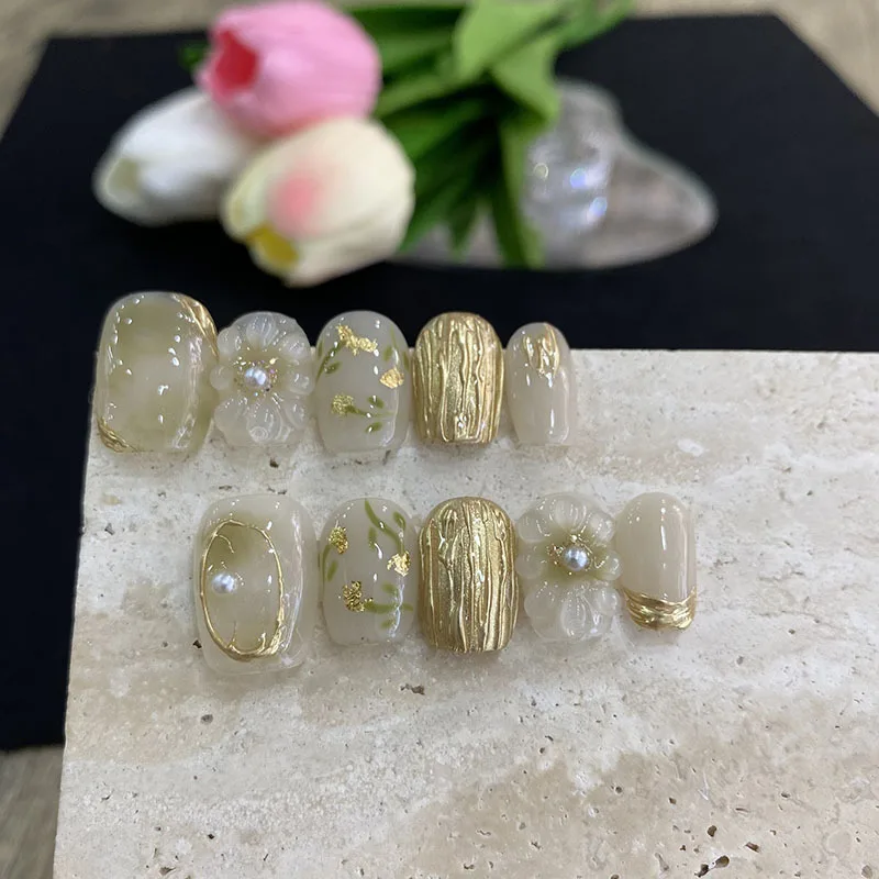 10PCS Gold Foil Handmade 3D Flower Design Press on Nails Glossy Green Gradient Short Square False Nail Artificial Wearable Tips