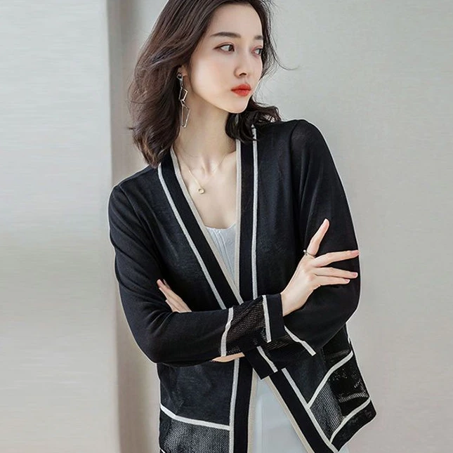 

New Fashion Knitted Cardigan Women Sweater Fashion Short 2023 Summer Solid Color V-Neck Knitwears Female Sweater Coats P310