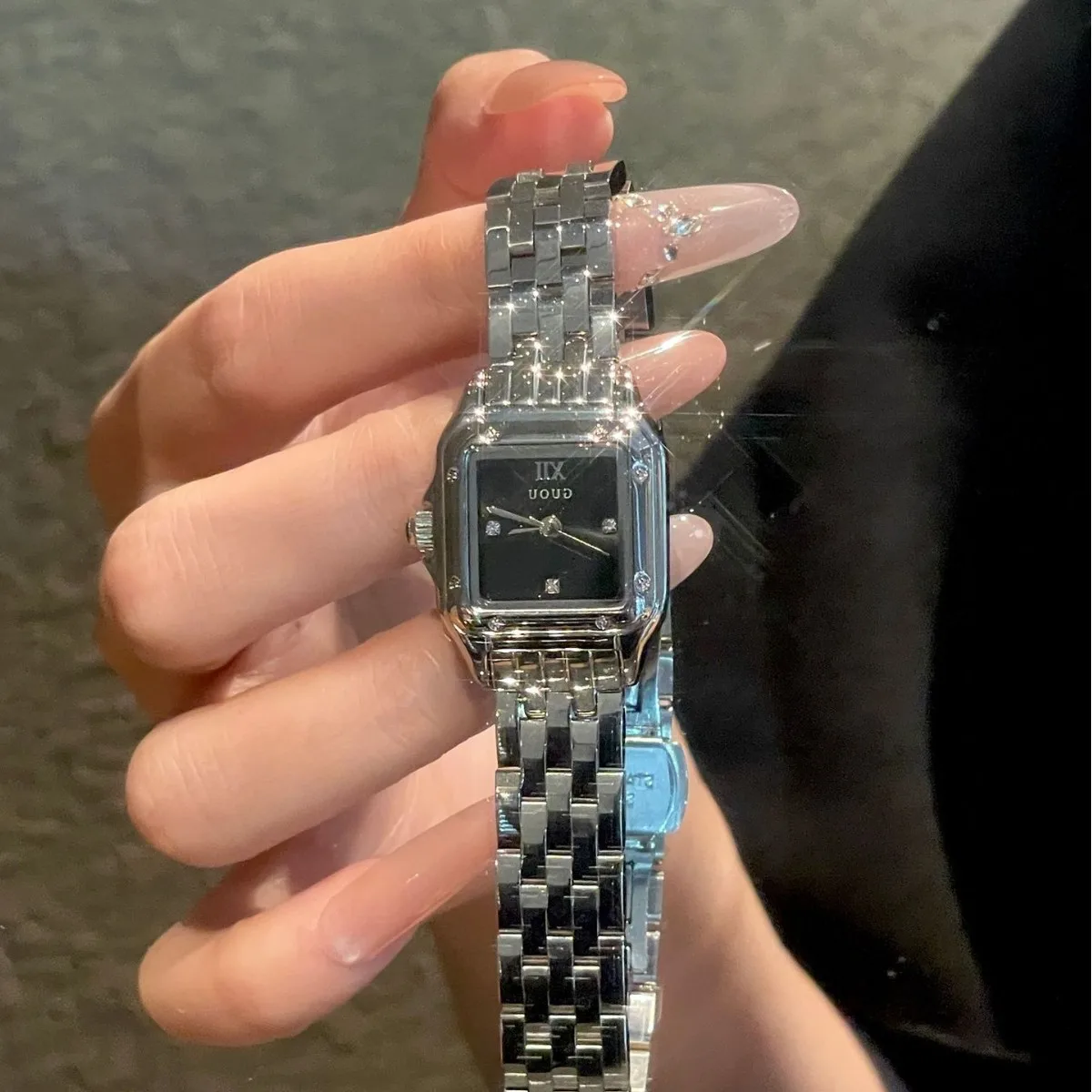 2026 New Silver Steel Strap Square Watch Retro Small Dial Simple Commuting Versatile Ladies Quartz Watch Gift for Women