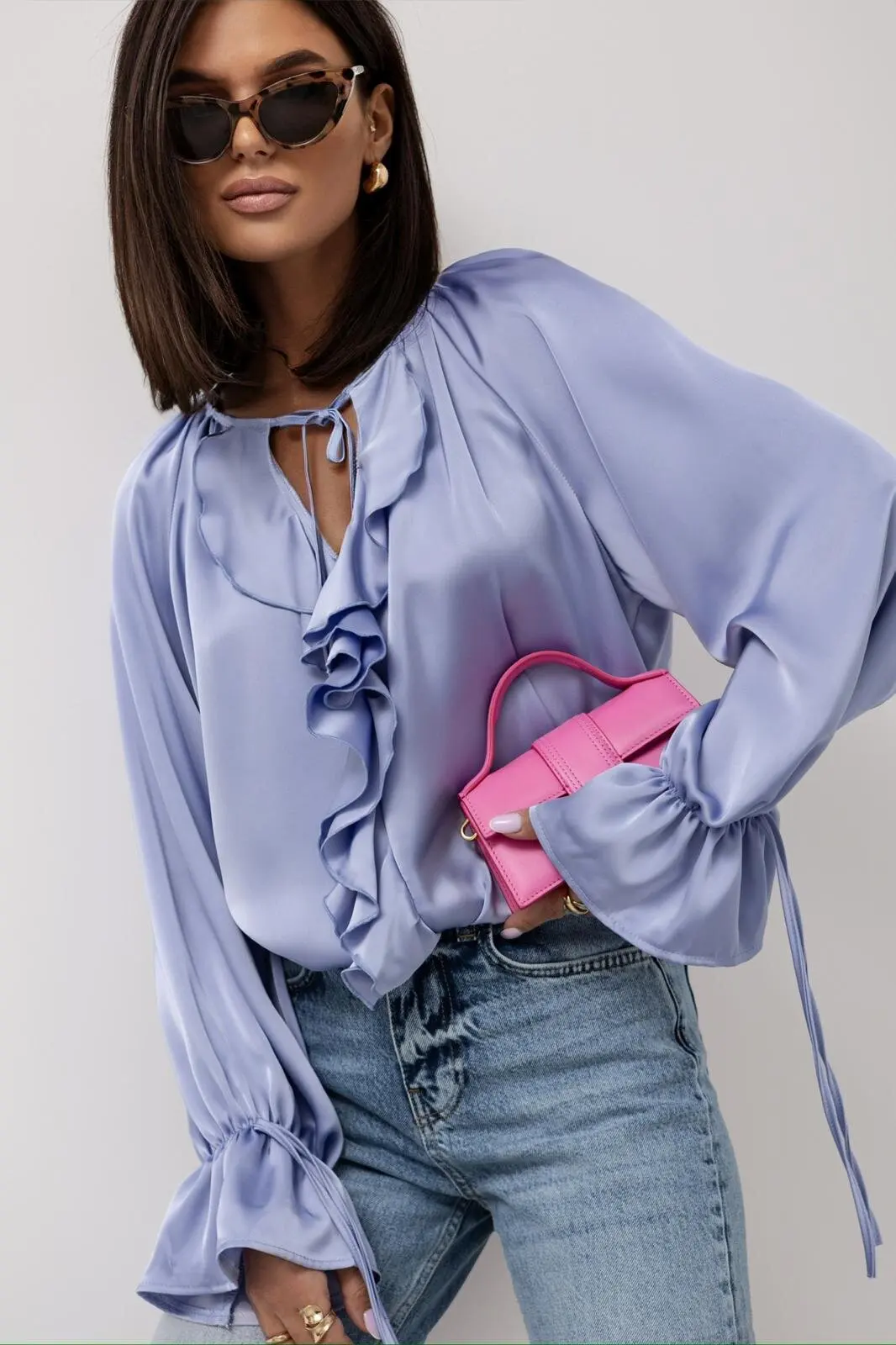 

Women Chiffon Ruffles Long Sleeve Shirts Fashion New Lace-up V-neck Casual Loose Blouse 2025 Spring Lady High Street Top Clothes