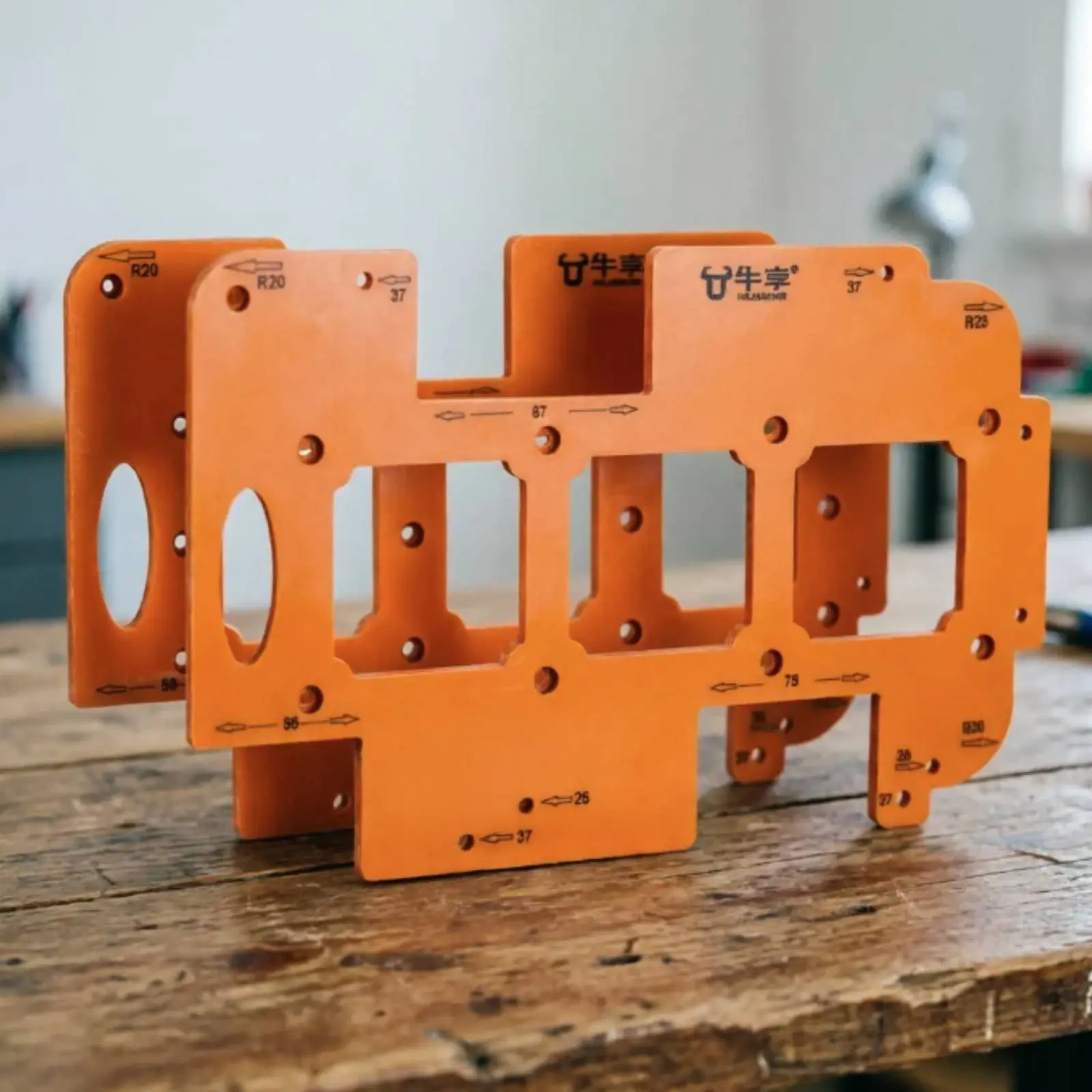 

Cabinet Hole Jig Multi-Purpose Switch Cutout Jig Cabinet Slot Template 3-in-1 Hand Tool Easy to Use for Furniture Making