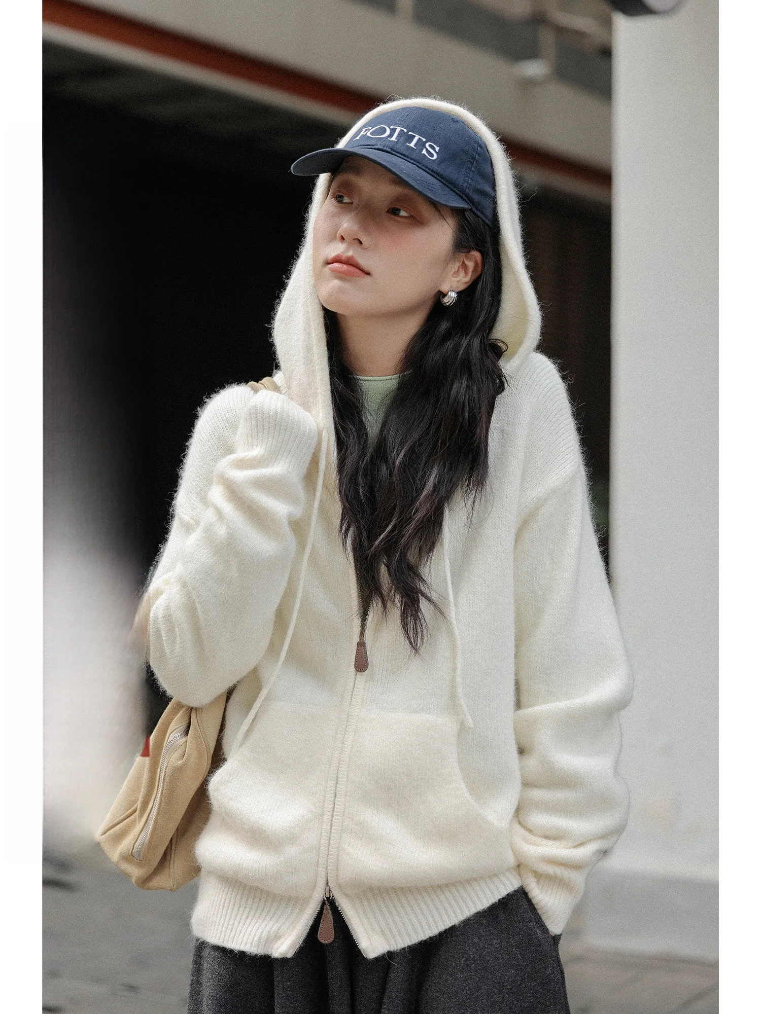 

Белый свитер с капюшоном из кроличьего меха, женский зимний корейский топ с двойной молнией, теплый длинный кардиган све