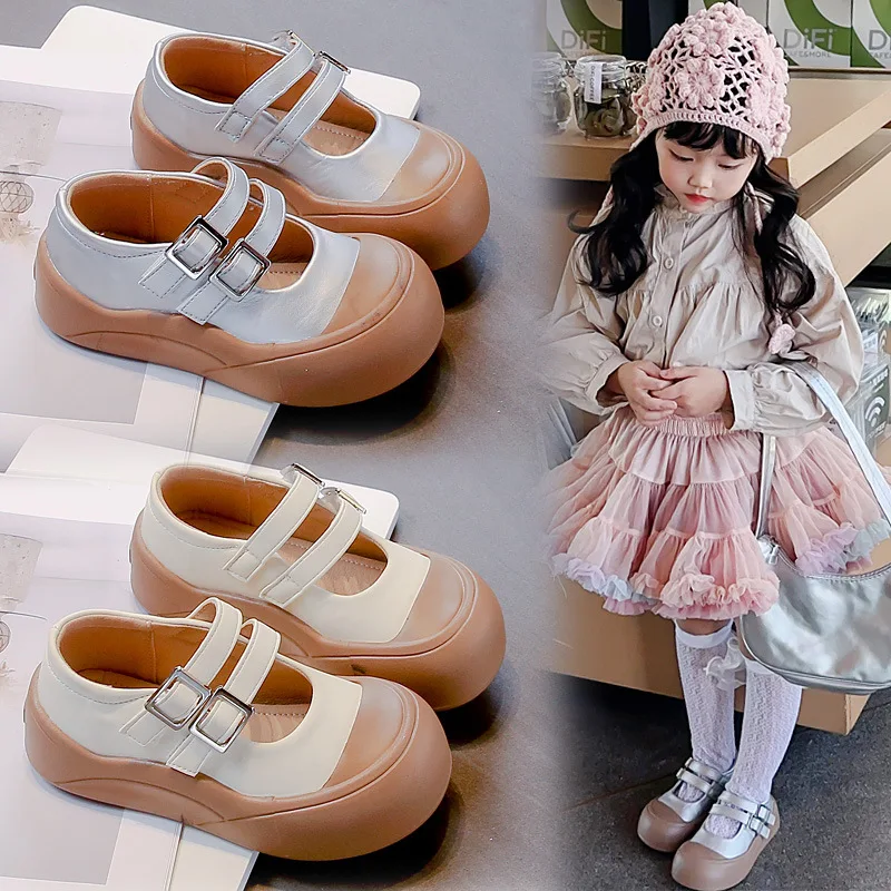 

Fashion Girls Leather Shoes Back To School Black Party Wedding Flats for Wedding Party with Heart Buckle Princess Kids Shoes New
