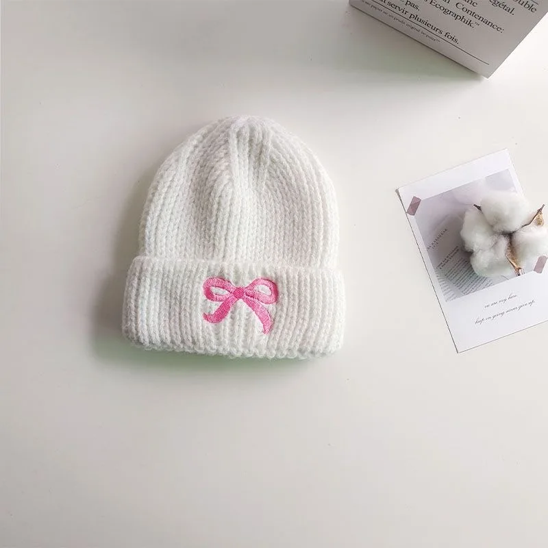 Hat ins fall and winter knitted Korean letters wool cap Japanese warm cold cap small head circumference Yangqi butterfly