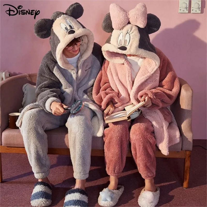 

Disney Cute Cartoon Mickey Minnie Pajamas for Men and Women, Fashionable and Warm Couple Homewear Set for Autumn and Winter