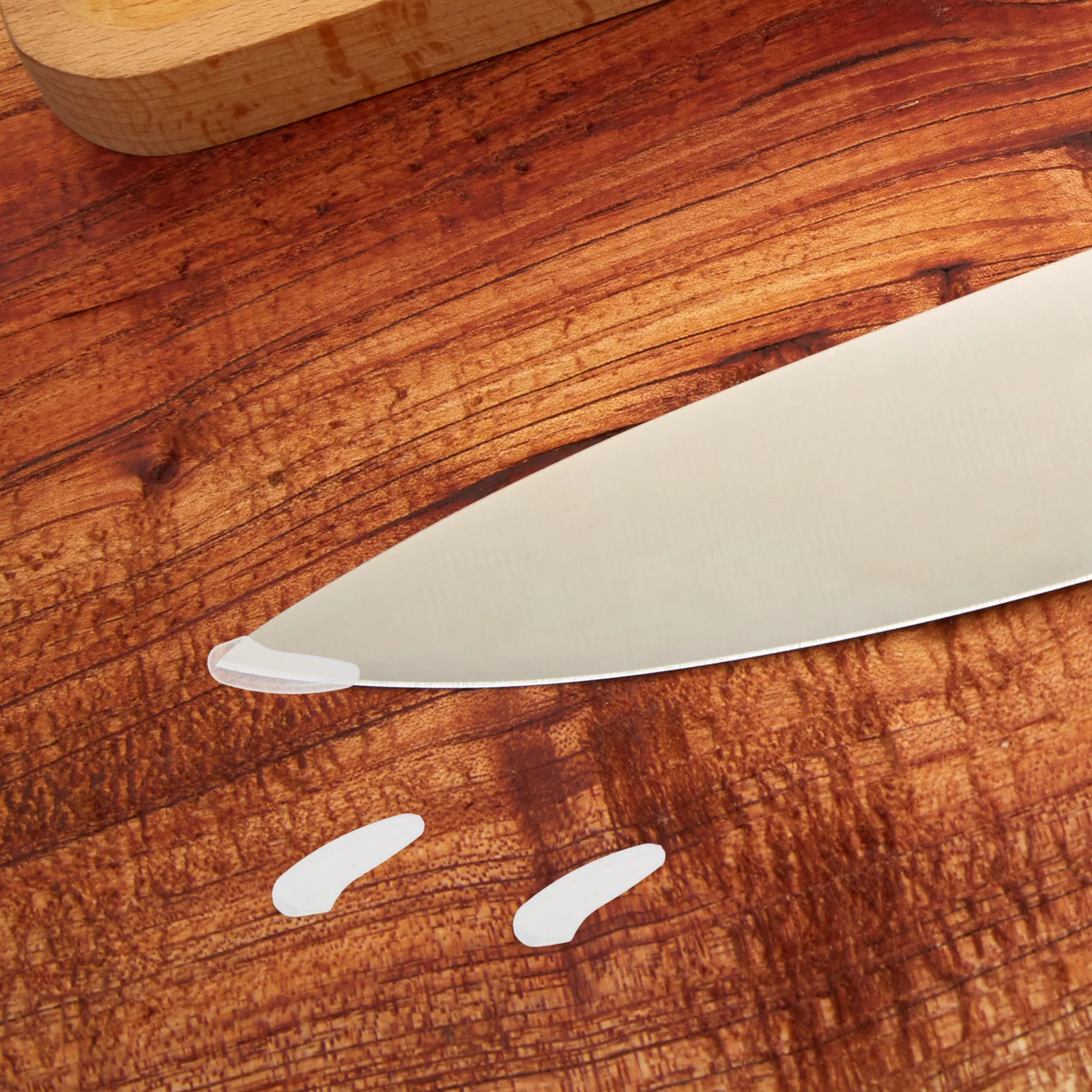 

300Pcs Plastic Cutter Tip Sleeves Transparent Anti-Scratch Protector Covers Household Cutter Tip Guards Kitchen Supplies