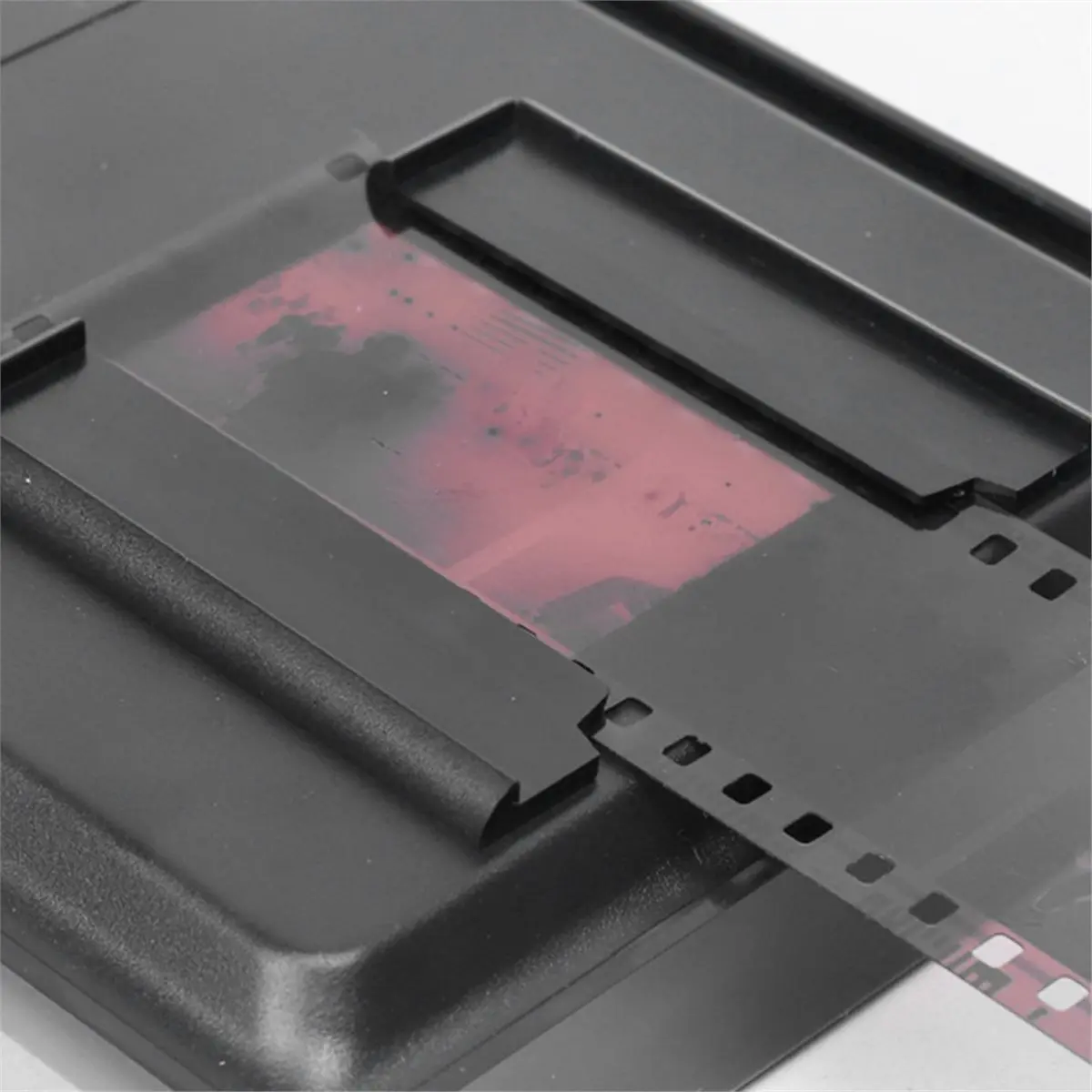 HOUSEHOLD*GOOD Film Slide Foldable Stand EN168 Smartphone Scanner Converter Converts 35mm/135mm Slides and Negatives to JPEG