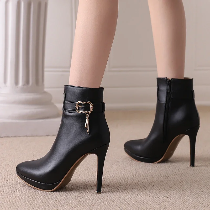 

Sexy Stiletto Metal Decoration Pendant Pointed Toe Ankle Ladies Boots 11cm Supper Thin High-heeled Party Women Shoes Autumn 2025