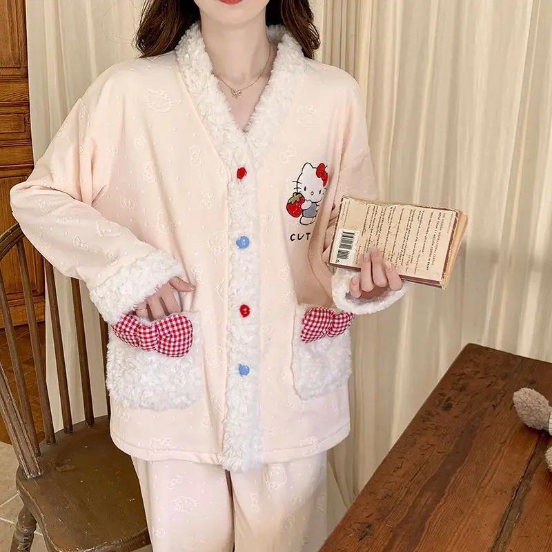 Sweet Cute Cartoon HelloKitty Embossed Island Velvet Girl Pajamas for Autumn Winter Long-sleeved Warm Skin-friendly Home Clothes