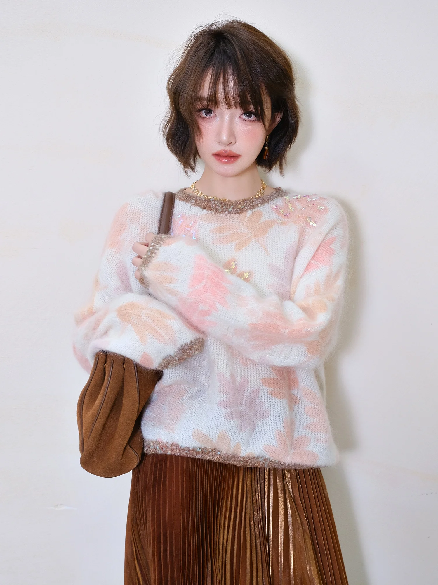 

Женский мягкий уютный вязаный свитер MIUCO с пайетками, круглым вырезом, длинными рукавами, свободного кроя, осенне-зимняя новинка