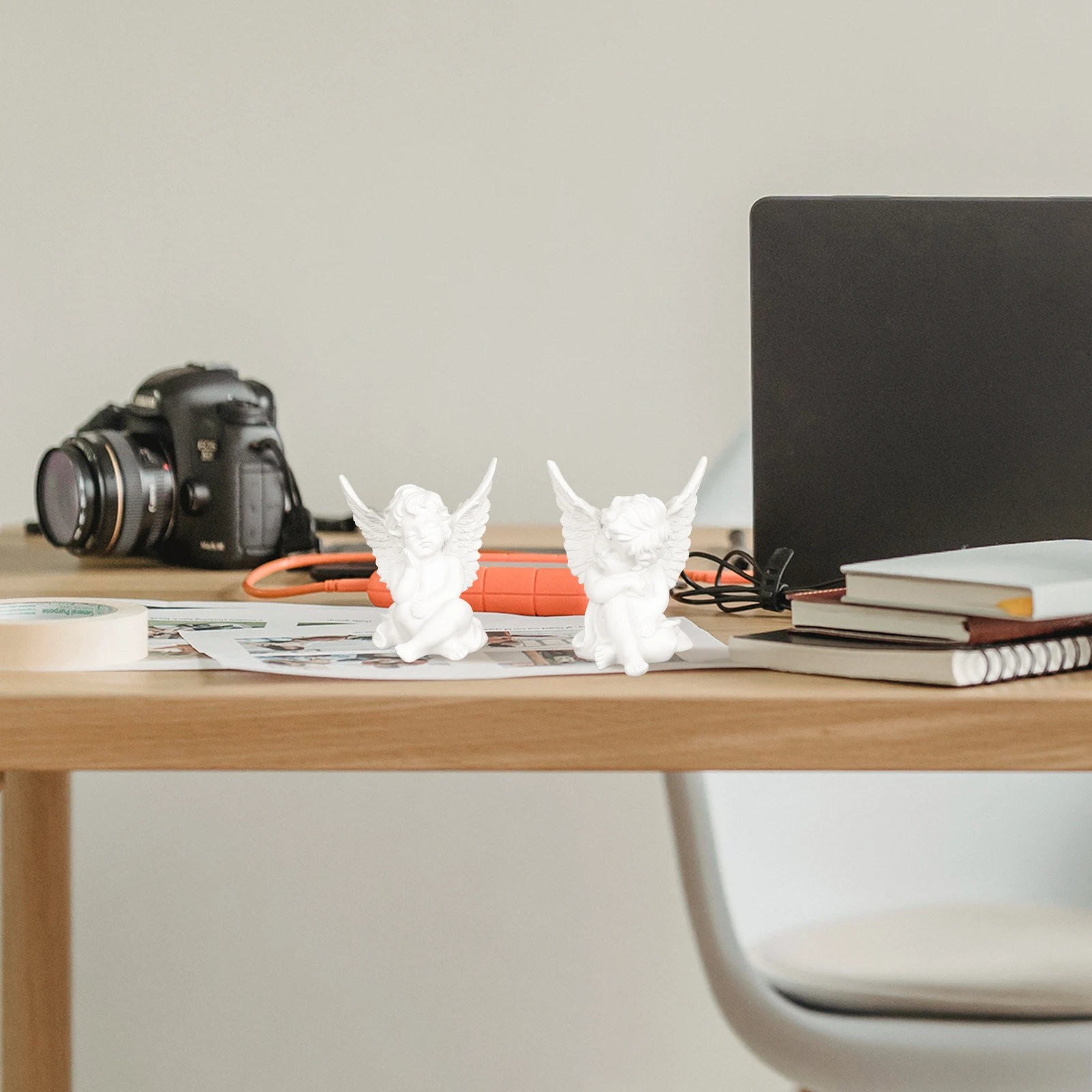 

2Pcs Resin Angel Adornment Fine Craftsmanship Steady Stand Home Office Photography Prop Resin Figurine Lovely Figurine Ornaments