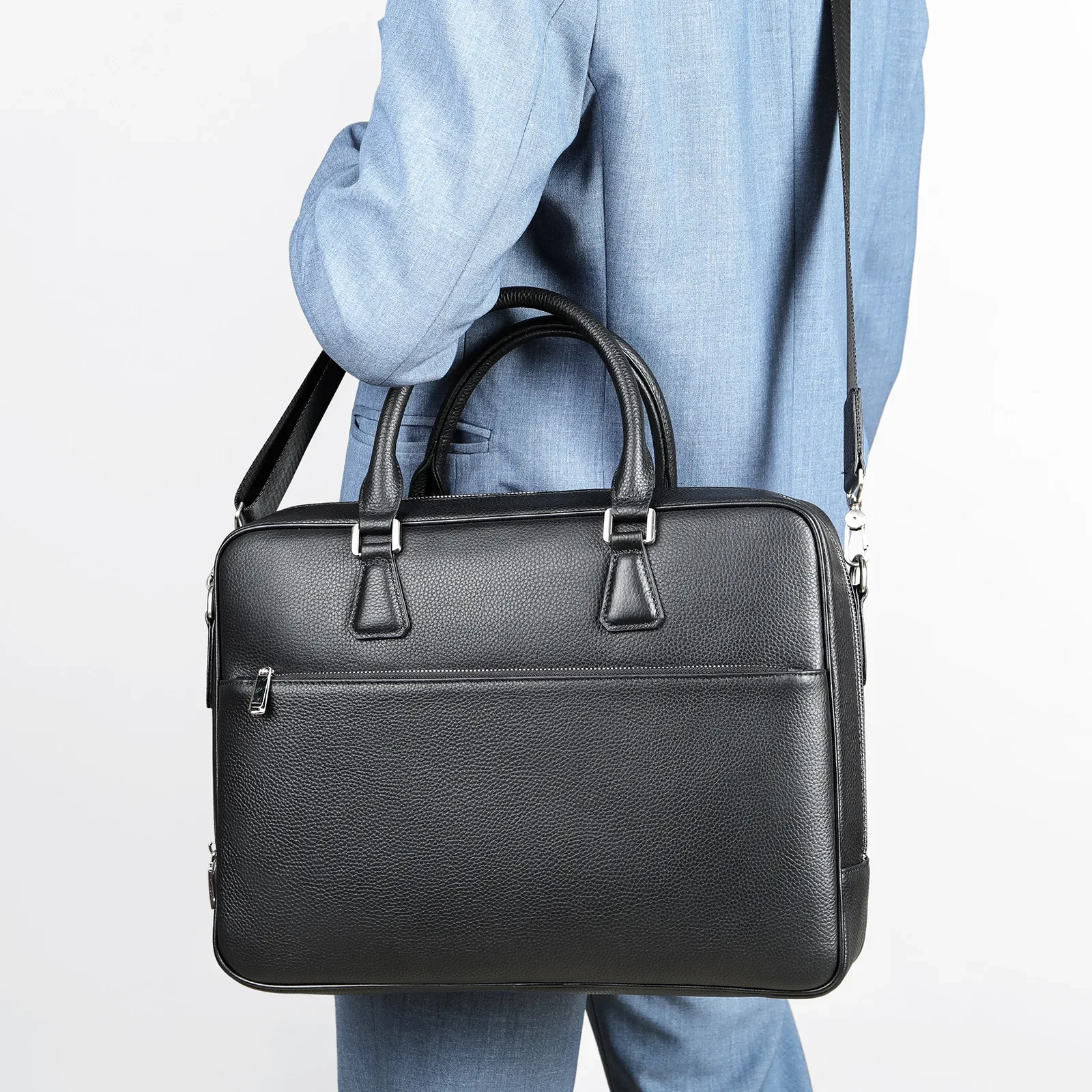 Hot selling new leather briefcase men\'s business travel password lock layer cowhide laptop bag