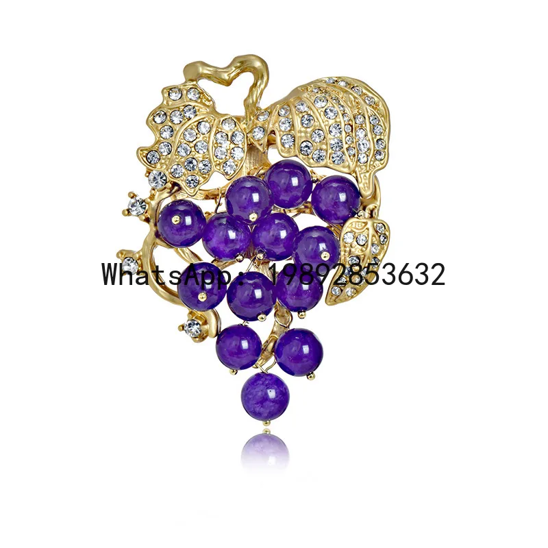 

PYJ Grape Brooch Women's Metal with Crystal Leaves Year of the Horse Commemorative High-end Light Luxury Brooch
