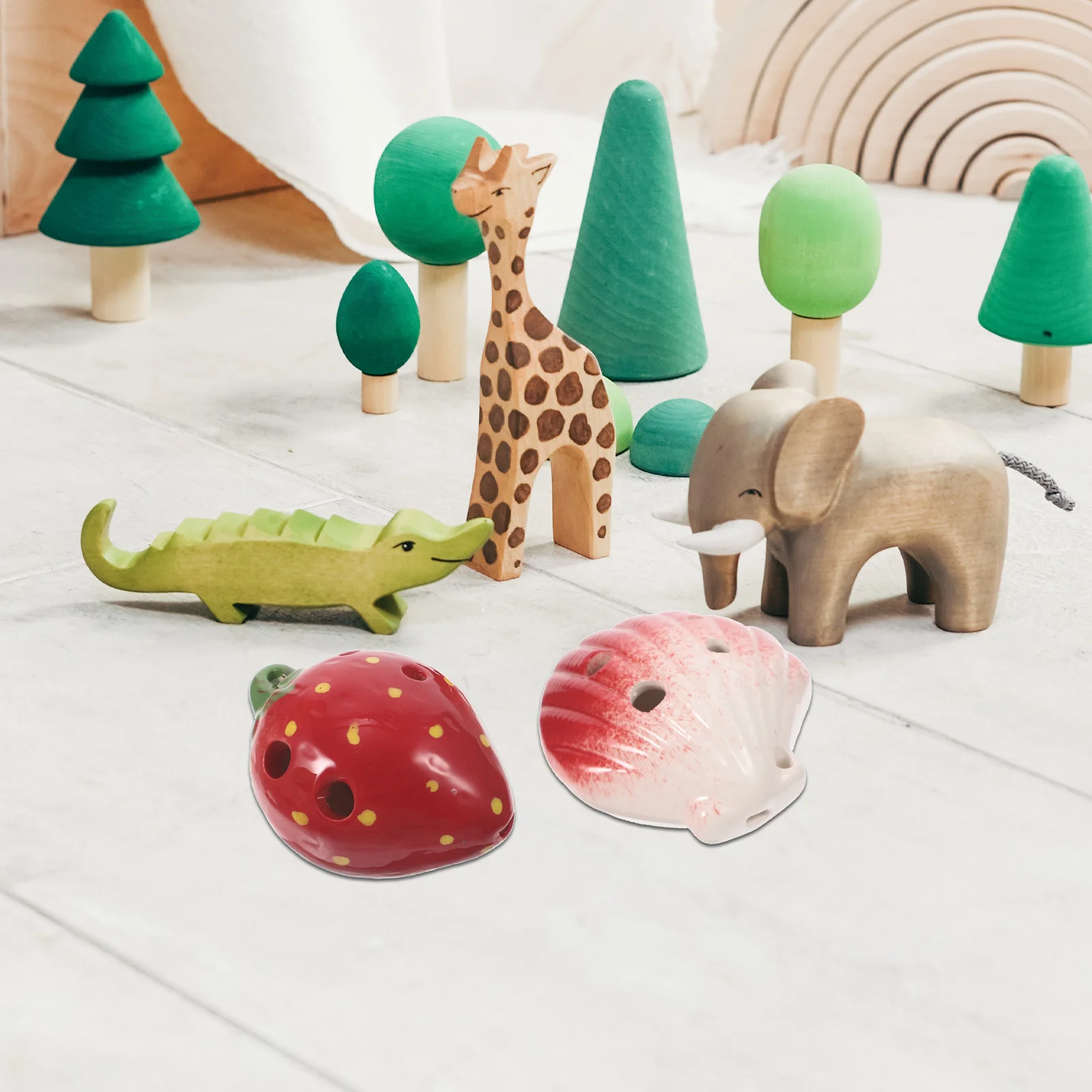 

2Pcs Shell Strawberry Ceramic 6 Holes Ocarina Beginner Portable Musical Instrument Practice Gift Creative Durable Gift for Kids
