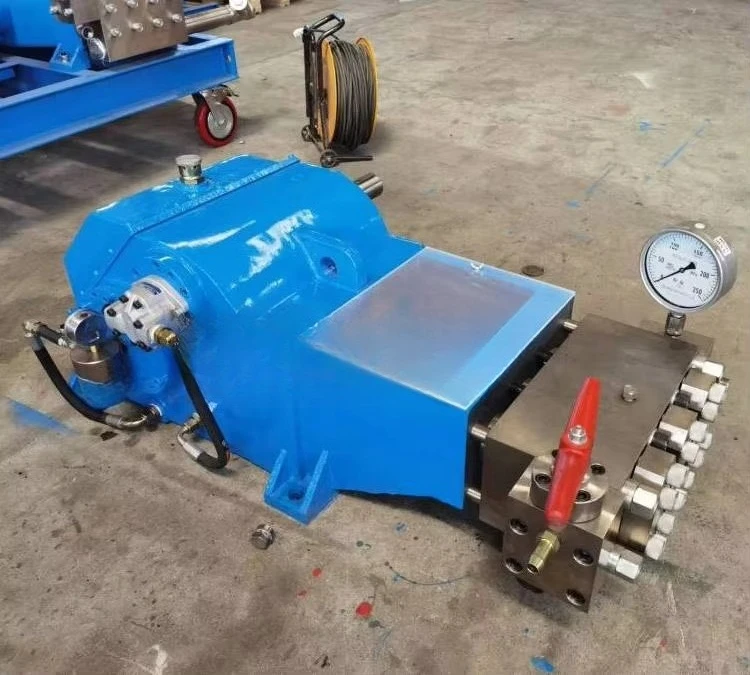 1000 بار 15000 رطل لكل بوصة مربعة معدات تنظيف آلة تنظيف المياه النفاثة ذات الضغط العالي #2