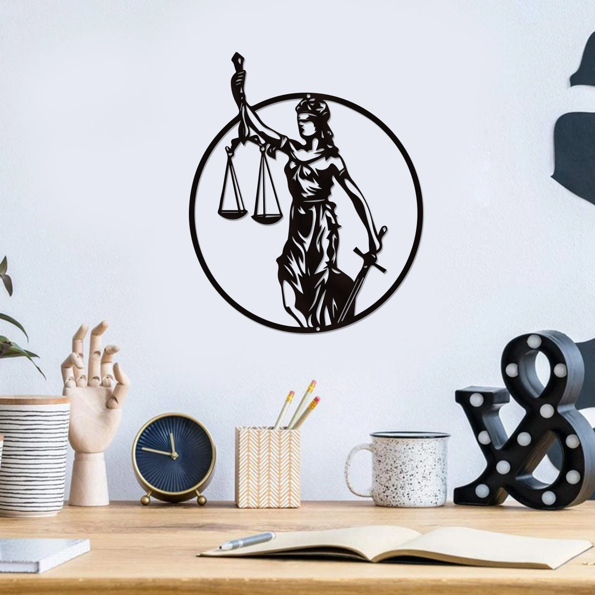 1PC Lady Justice Wall Decor Simple Atmosphere Wall Hanging, Metal Wall Sign, Aesthetic Wall Decor, Retro Hanging Ornament,