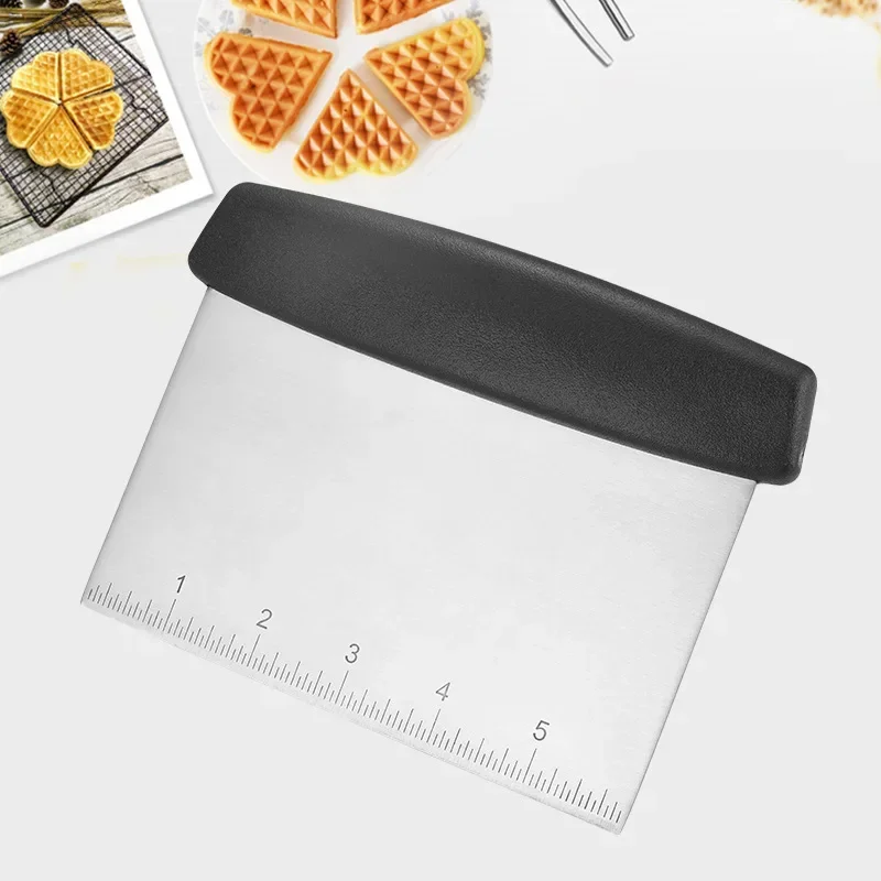 Baking Flour Cutting with Stainless Steel Strip Calibration Cutter Powder Scraper with Plastic Handle kitchen utensils