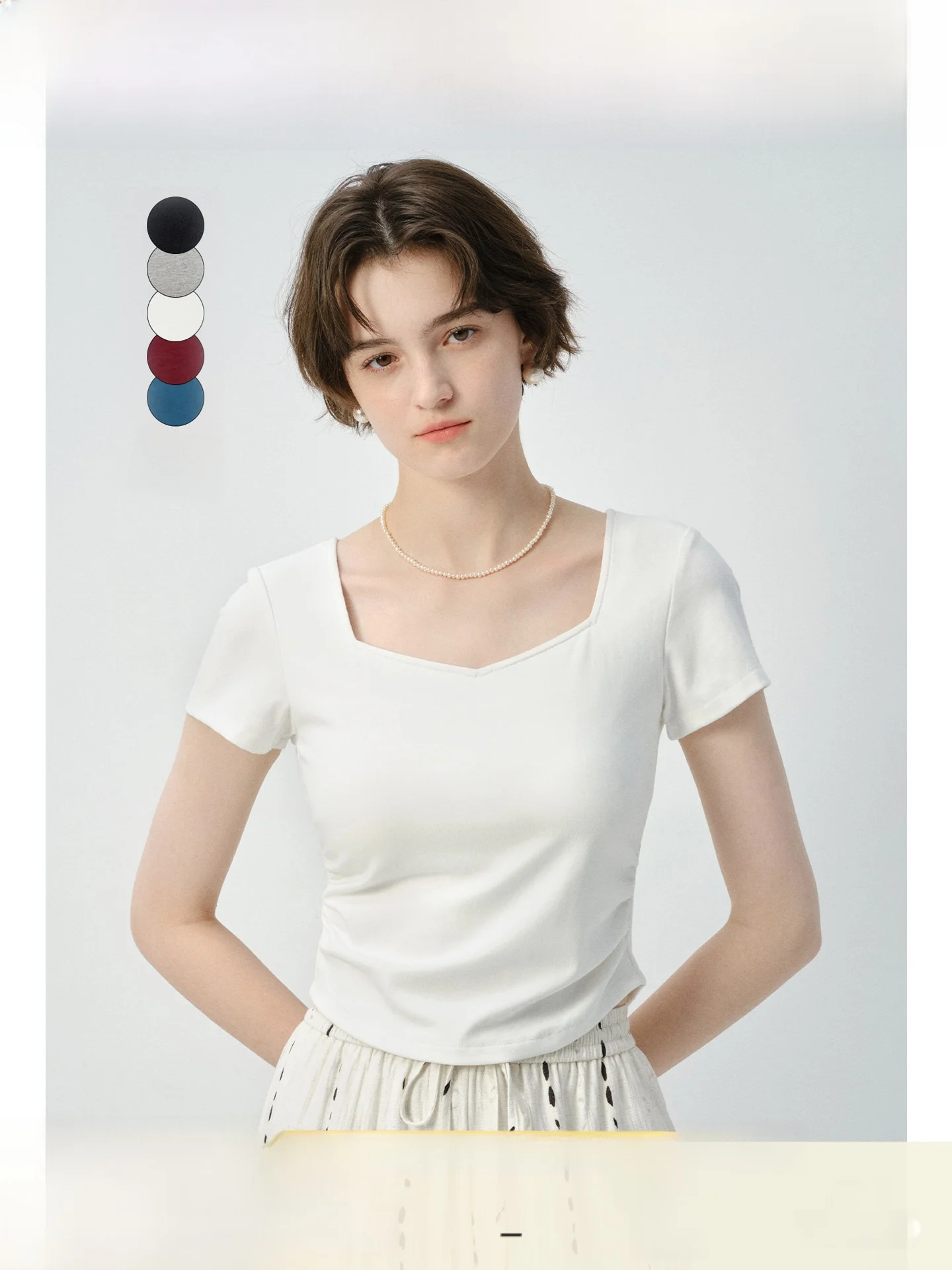 

Женская футболка с V-образным вырезом и коротким рукавом, больших размеров, модная, приталенная, летний топ с умеренной шириной плеч и высокой талией