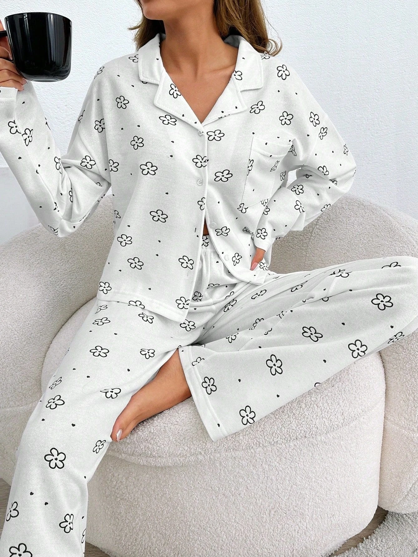 Women's Autumn Pajama Set Floral Print Button Down Lapel Collar Long Sleeve Top & Long Pants Two Pajamas Soft Loungewear Pj Sets