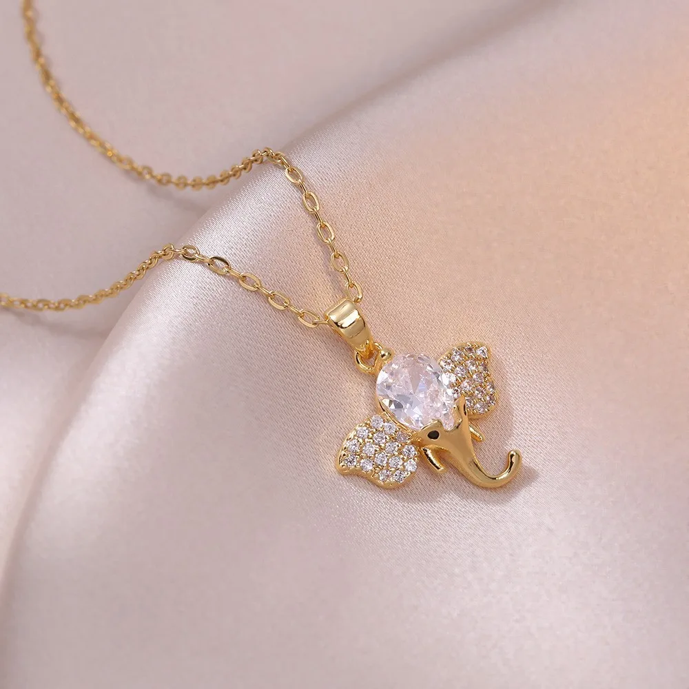 Vintage Luxury Zircon Elephant Pendant Necklace for Women Stainless Steel Chain Boho Elephant Jewelry Gifts for Friends