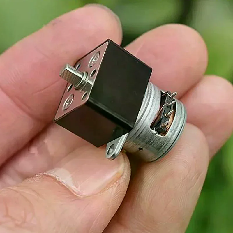 1 قطعة مايكرو كامل علبة التروس المعدنية والعتاد خطوة المحرك صغير 15 مللي متر 2-Phase 4-Wire والعتاد محرك متدرج لتقوم بها بنفسك سيارة روبوت كاميرا مراقبة