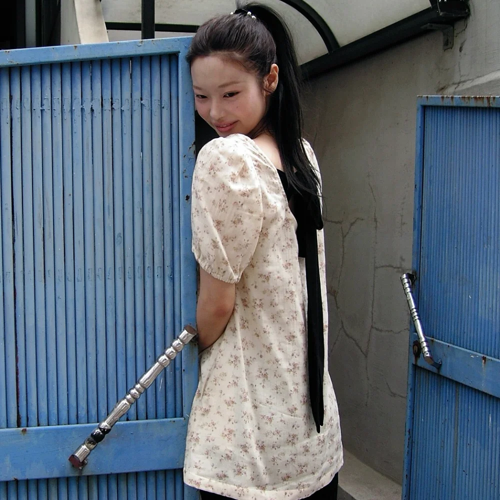 Retro Japanese Floral Pleated Back  Knot Tie Bubble Sleeve Shirt Doll Shirt Short Sleeve Casual Loose Fit Women's Top
