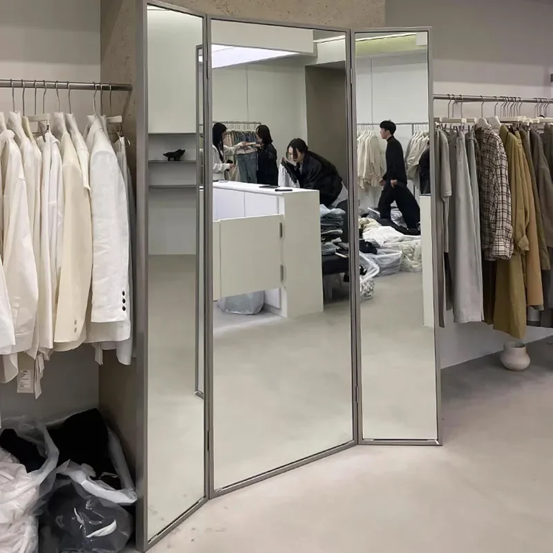 Espejo de cuerpo entero plegable de acero inoxidable de tres lados de alta definición para tienda de ropa, bodas, salón de belleza y probador de mujeres