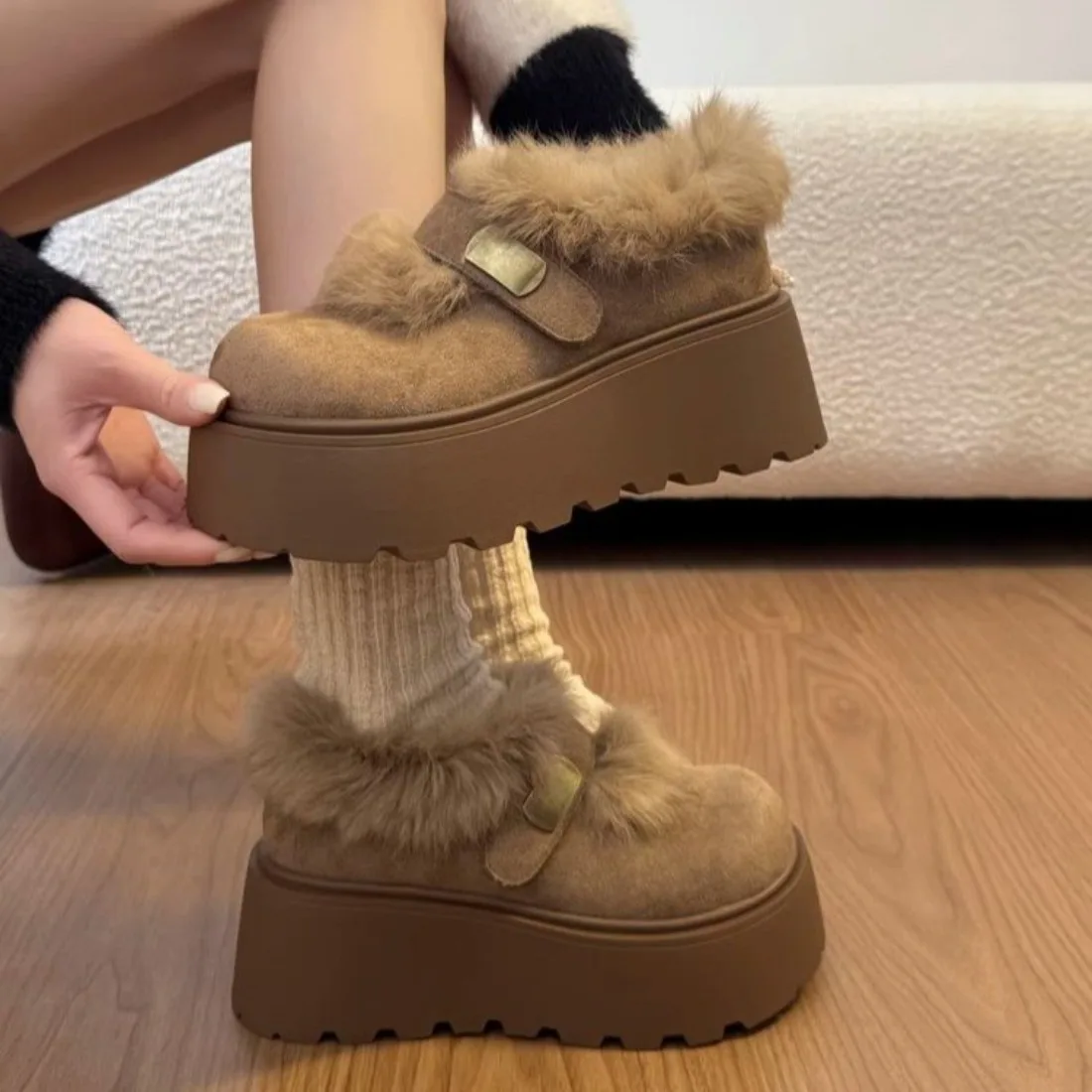 

Winter Women's High Platform Slippers 5-8CM Wedge Shoes Women's Outside Plush Casual Chunky Sneakers Breathable Cotton Slippers