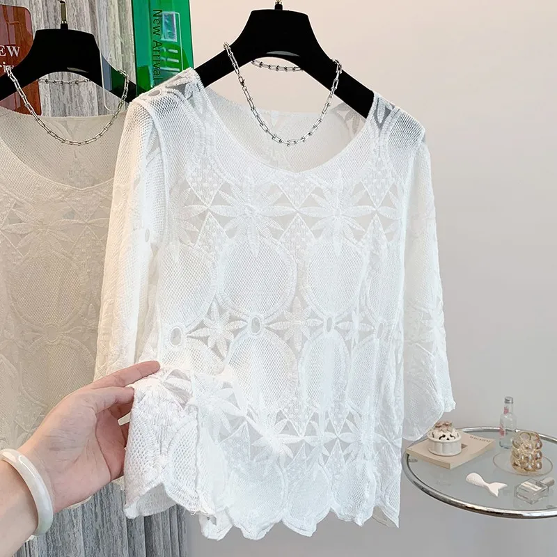 

Summer New Gentle Ele Pure Cotton Lace Hollow out Embroidery Faionable Anti-Aging Design Sense irt Top T-irt