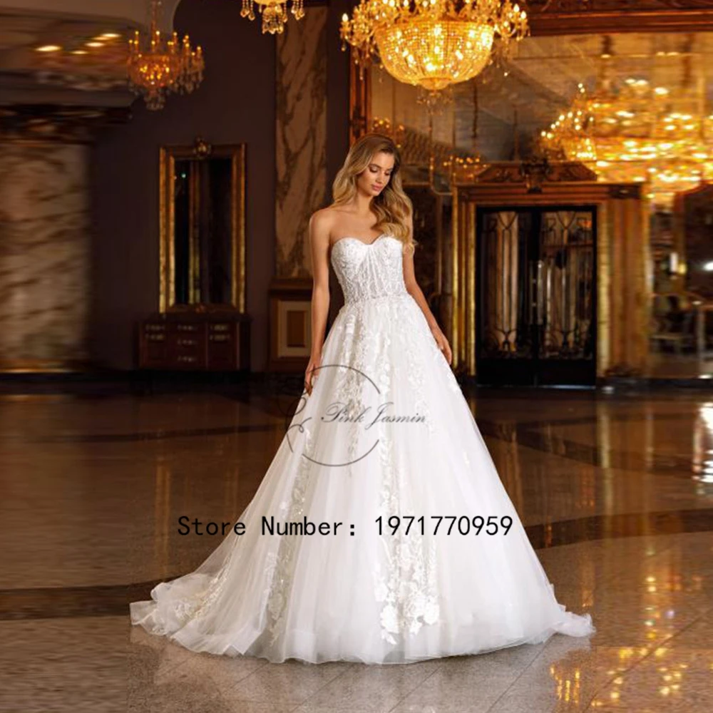 Ivory Strapless Sweetheart Wedding Dress For Princesss Applique Lace Elegant With Tulle Sexy Zipper Open Back Gowns 2024 New