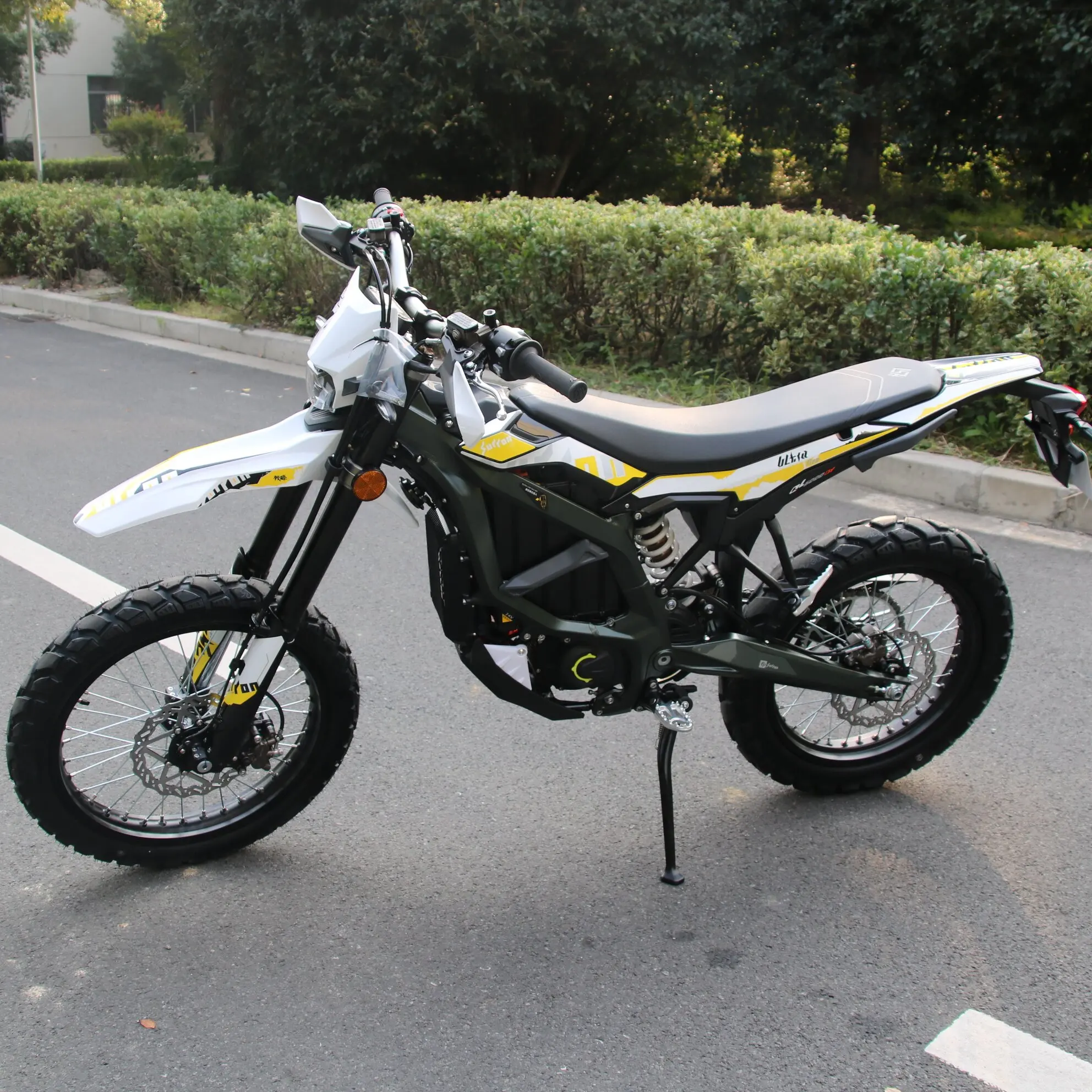 Motocross elettrico per bicicletta fuoristrada a lunga distanza Ultra Bee nuovo modello potente motore 8000w