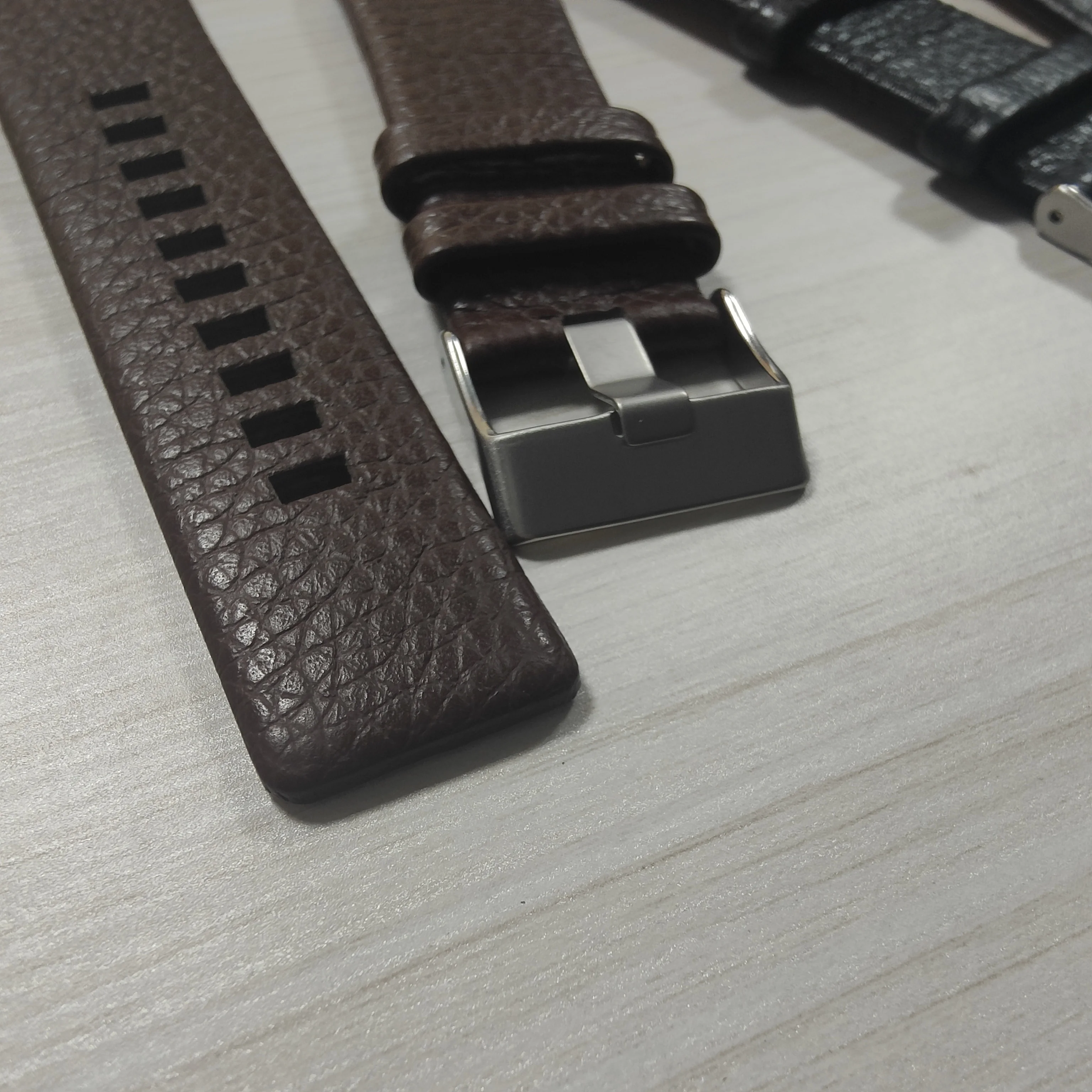 18mm 22mm 24mm 26mm 28mm 30mm 32mm Surface Cowhide For Diesel DZ4542 4323 7313 7395Watchband Watch Strap Bracelet Band Wristband