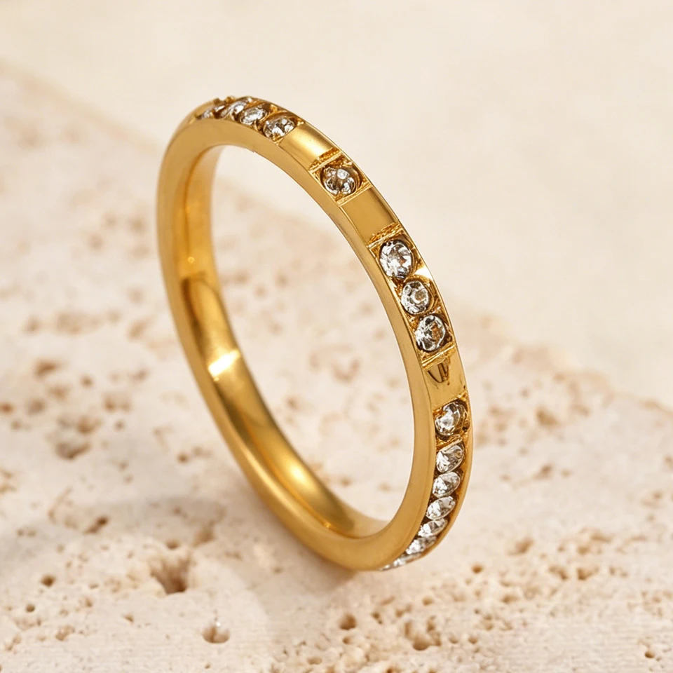 Yupsk 4pcs/set Fashion Golden Stainless Steel Stackable Rings for Women Sparkling Geometric Zircon Simple Ring Gift