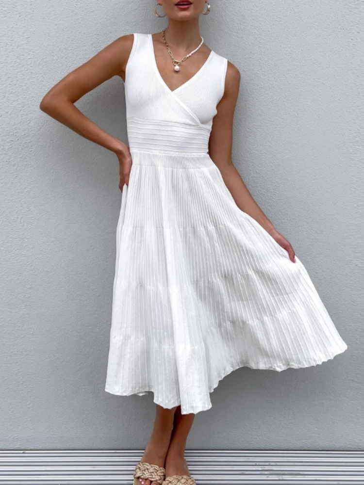 

Fashion Sweet Beach Dress Women Elegant V-neck Sleeveless Base High Waist Pleated A- Line Midi Long Knitted Dress Elegant