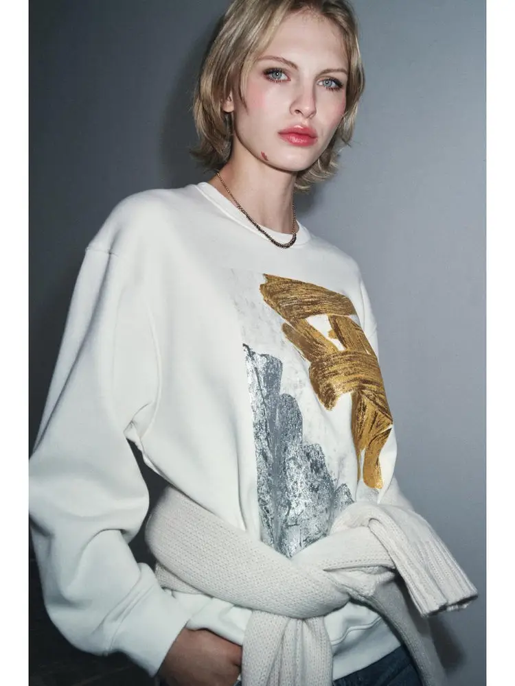 Spring 2026 round Ne Metal Print Sweatirt Women's Faion High-End Feelings Loose Fit Long Sve Comfortable Crew Ne