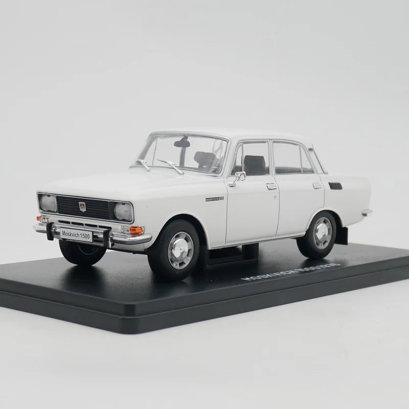 Diecast Ixo 1:24 Scale Moskvich 1500 1976 Soviet Alloy Car Model Collectible Toy Gift Souvenir Display Ornament