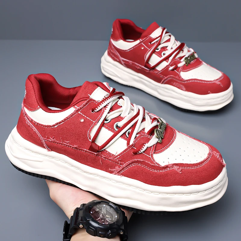 Men Low Top Sports Casual Shoes Soft Cushion Breathable Upper Non Slip Wearproof Lightweight Outdoor Walking Footwear