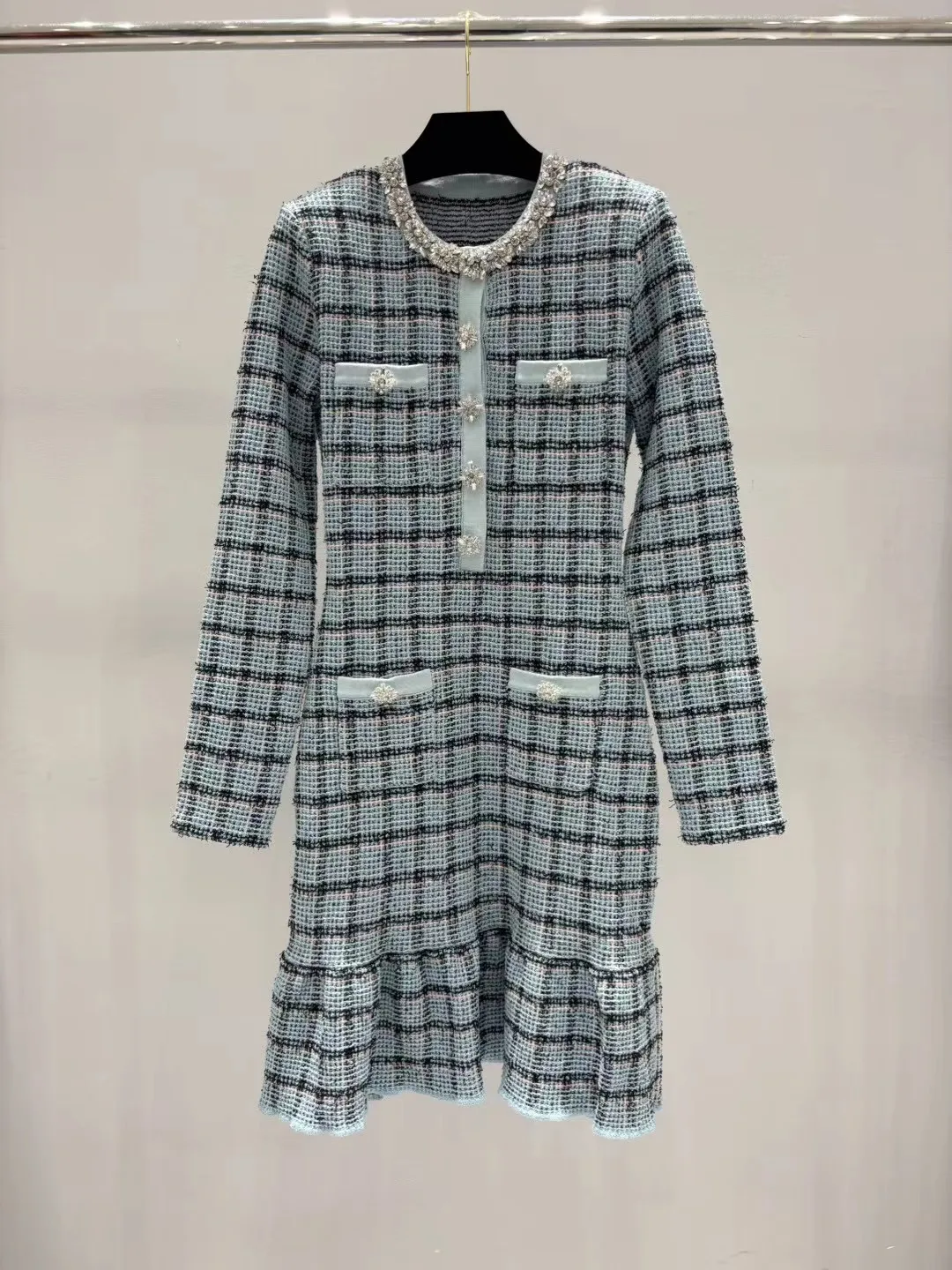 Blue plaid knit dress, 2026 Autumn New Arrival, Rhinestone Embellished Round Neck Long Sleeve Women's Dress