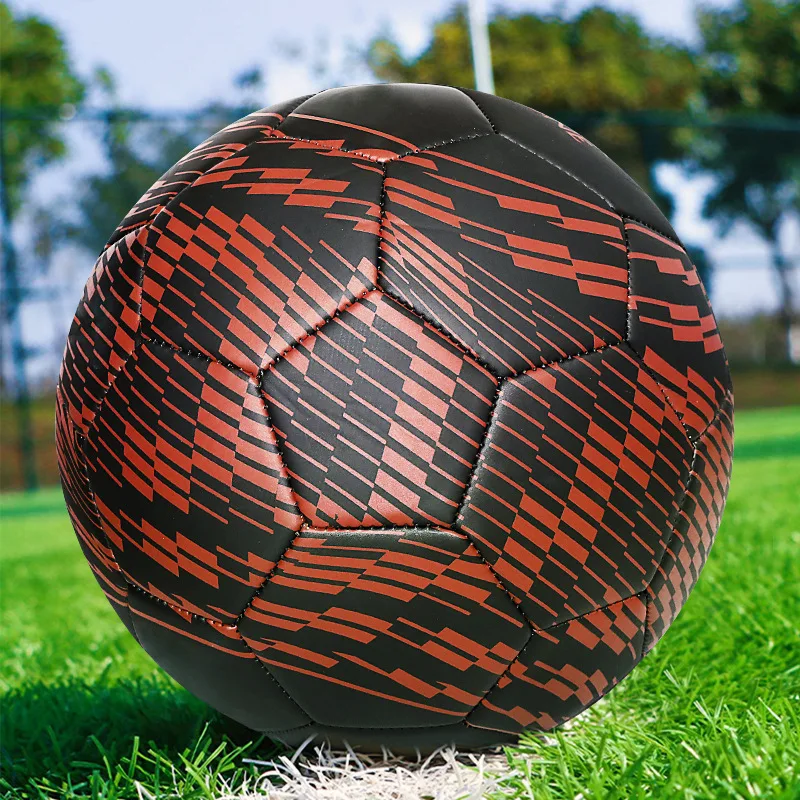 Size 5 Official pvc Leather Soccer Ball - Classic Design Wear-Resistant Outdoor Sports Football for Team Wear