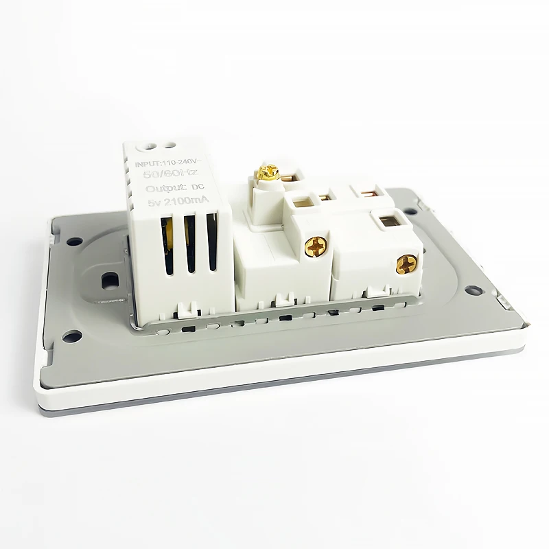 T&I 118 مآخذ التبديل الجدارية مع نوع USB  شحن سريع C، مقبس إيطاليا، منفذ تشيلي شوكو، لوحة من الزجاج المقسى للمنزل